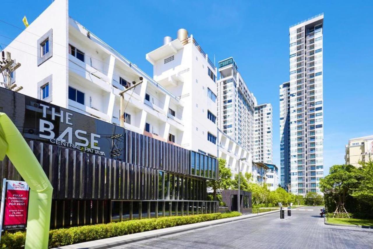 The Base Central Apartments Pattaya Buitenkant foto