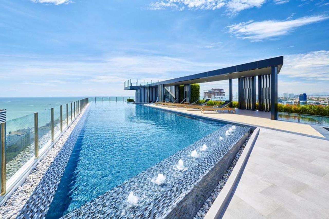 The Base Central Apartments Pattaya Buitenkant foto