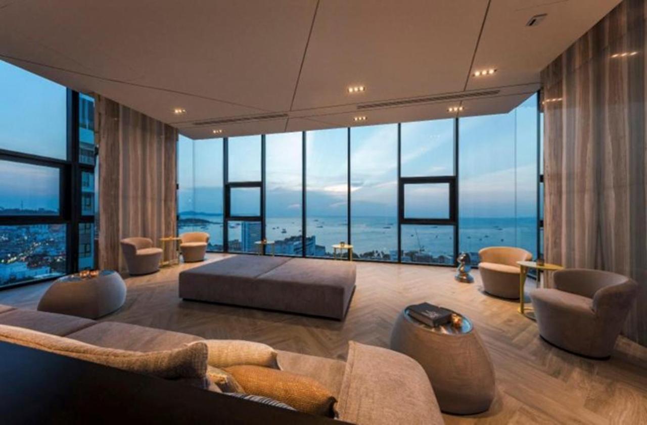 The Base Central Apartments Pattaya Buitenkant foto