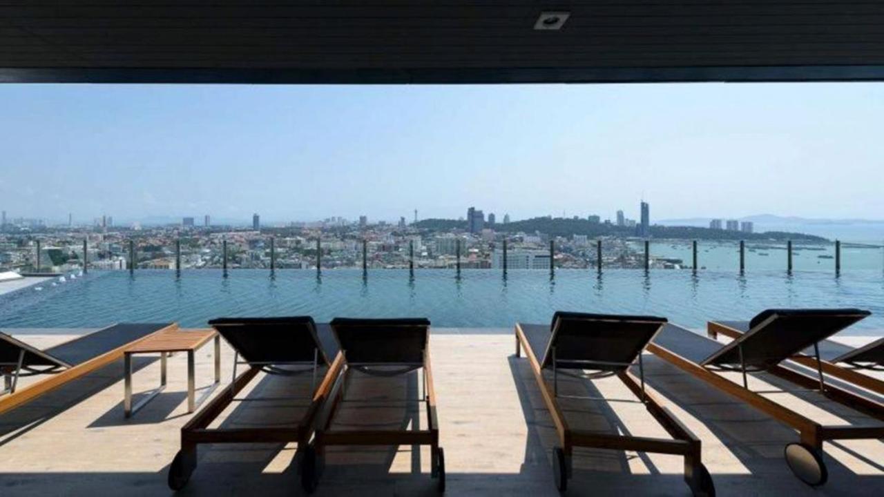 The Base Central Apartments Pattaya Buitenkant foto
