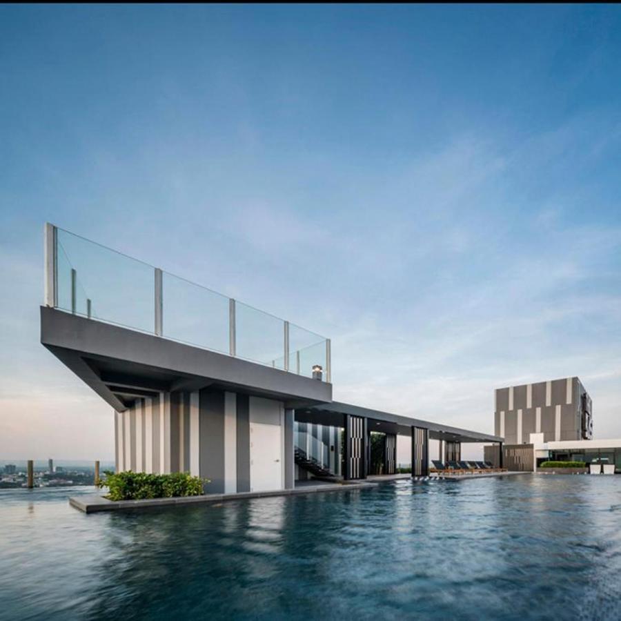 The Base Central Apartments Pattaya Buitenkant foto
