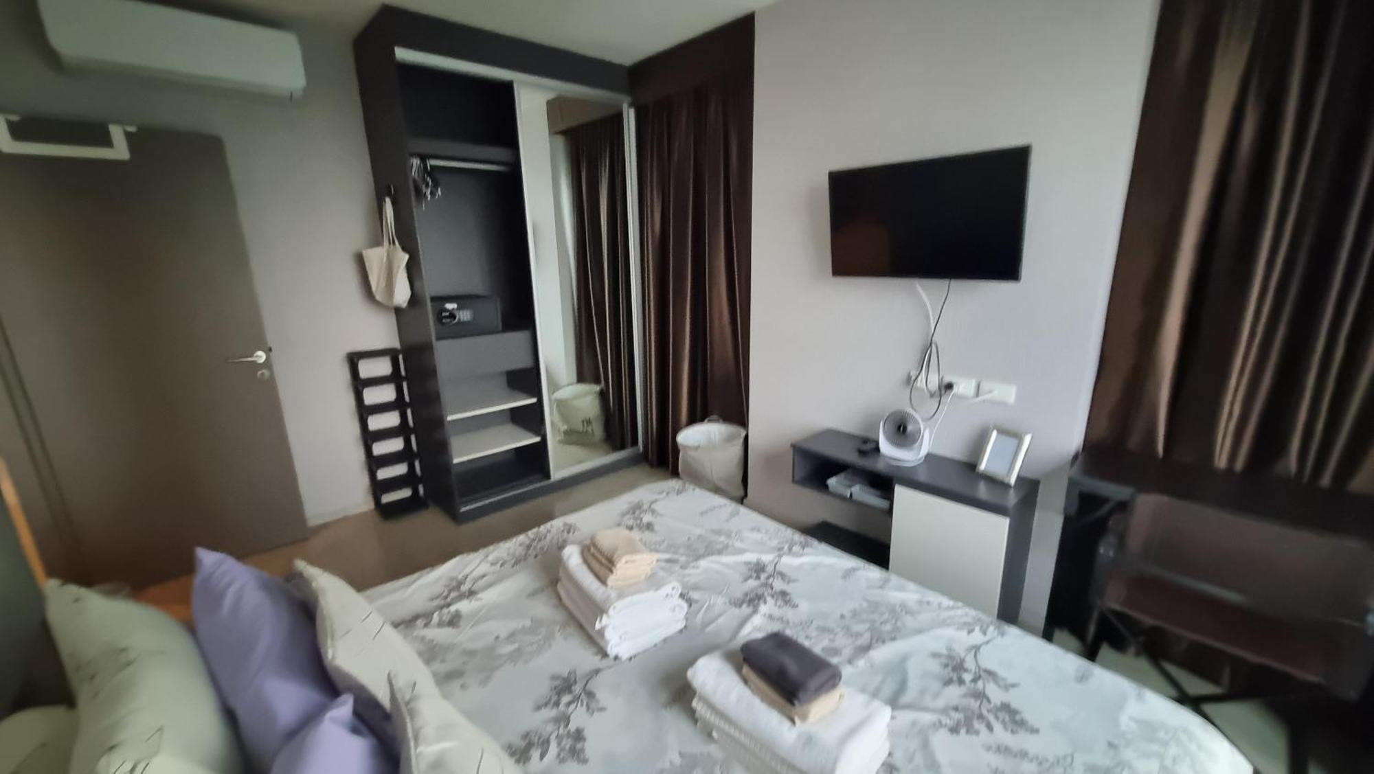 The Base Central Apartments Pattaya Buitenkant foto